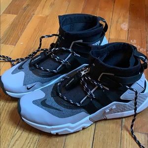 Nike Huarache Gripps, size US 10